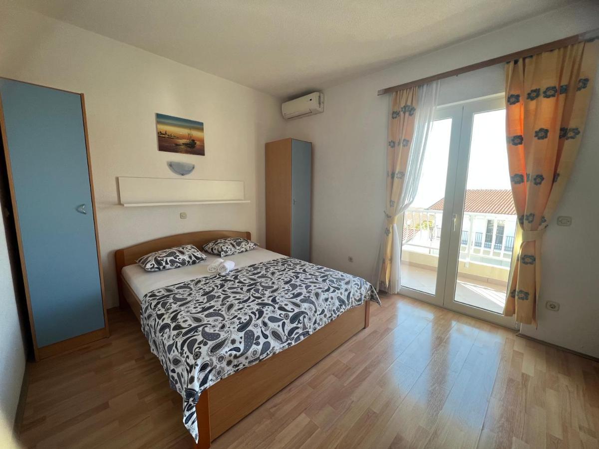Apartments Jurisic Baška Voda المظهر الخارجي الصورة